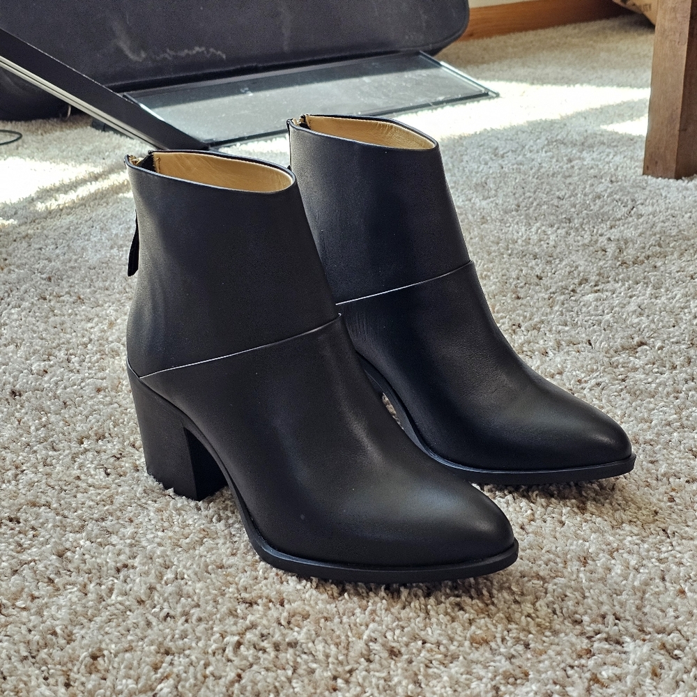 Nisolo Dari Commuter Boot size 8.5